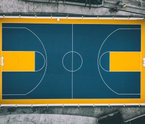 开云体育app-孤星耀世，奥斯梅恩以一己之力闪耀欧陆，曼城铁蹄无情踏碎突尼斯童话