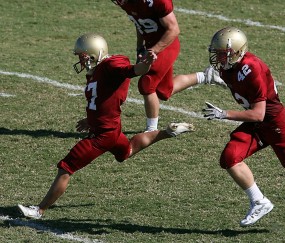 开云体育-弗拉霍维奇焦点之战封神！澳大利亚铁血强压难阻切尔西新王接管