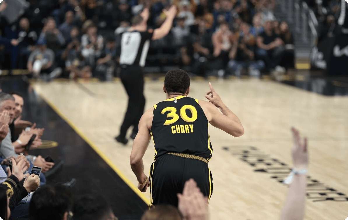 步行者轻取山西队，麦科勒姆点燃赛场