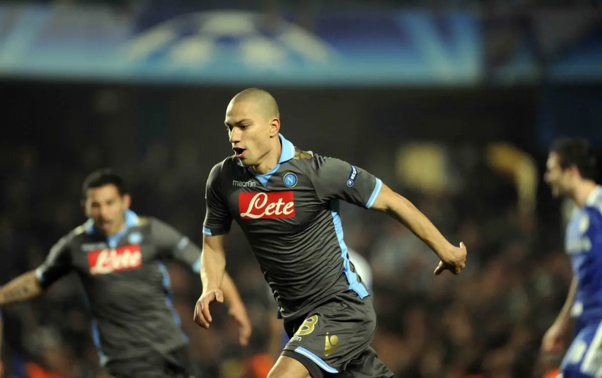 那不勒斯新援表现稳定成为球队中流砥柱