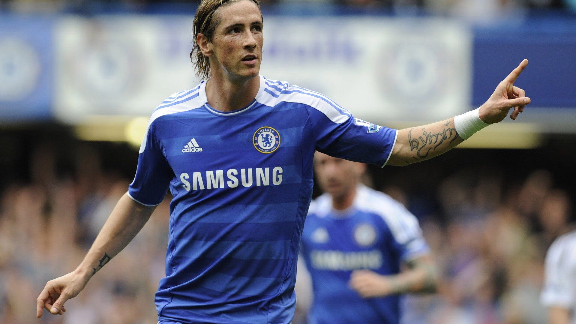 温网险胜联合杯，兹维列夫扛起全队，德国网球迎来新篇章