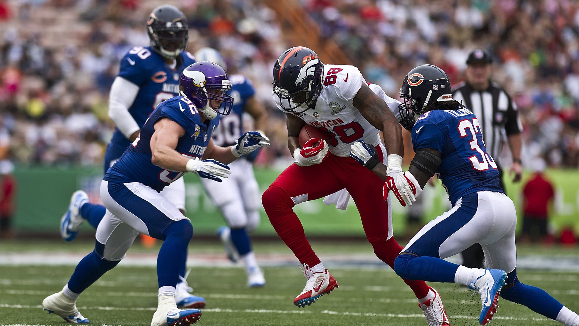 唯一的主角，霍勒迪，在雄鹿与勇士的巅峰对决中铸就制胜传奇